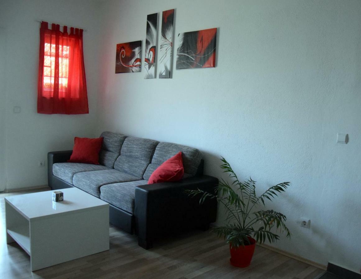 Apartman Ana Apartamento Sali Exterior foto