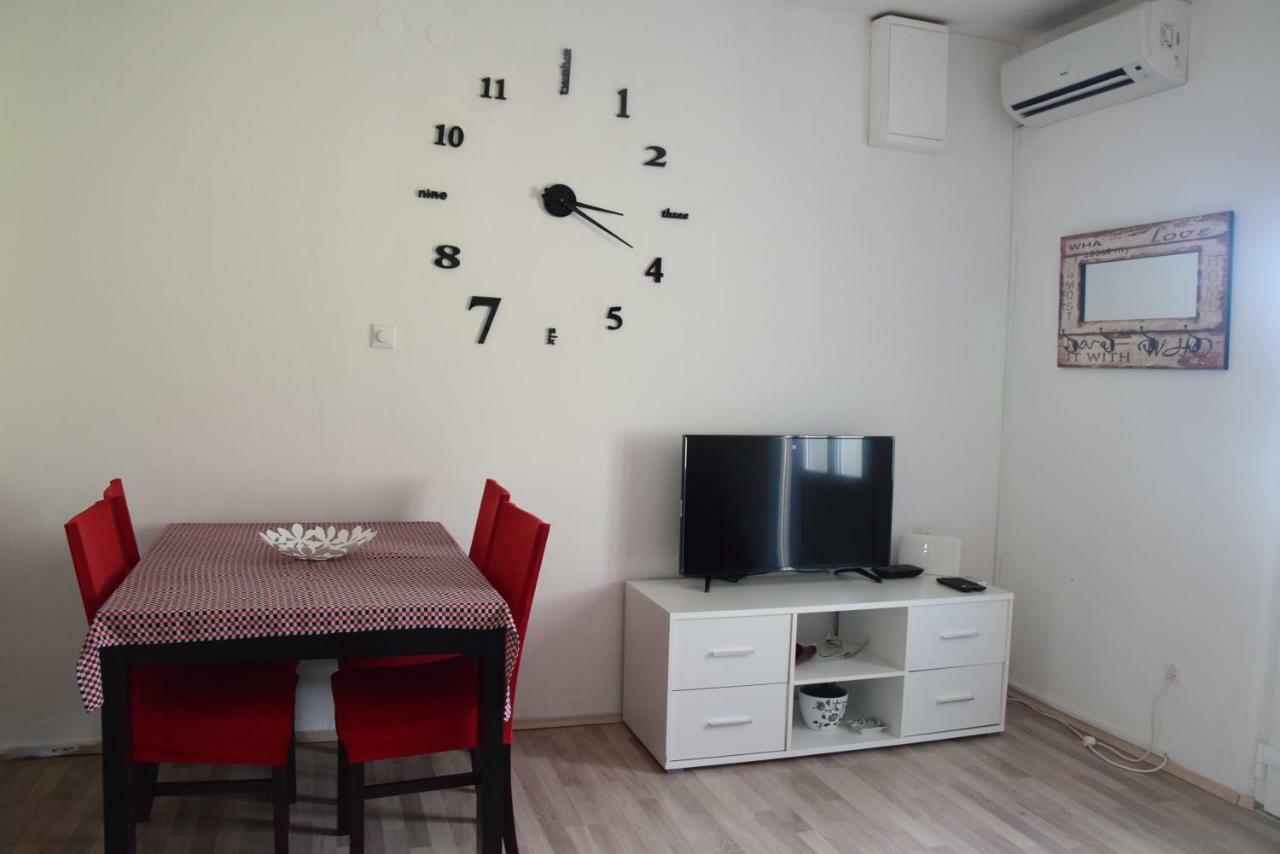 Apartman Ana Apartamento Sali Exterior foto